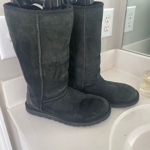 Uggs black